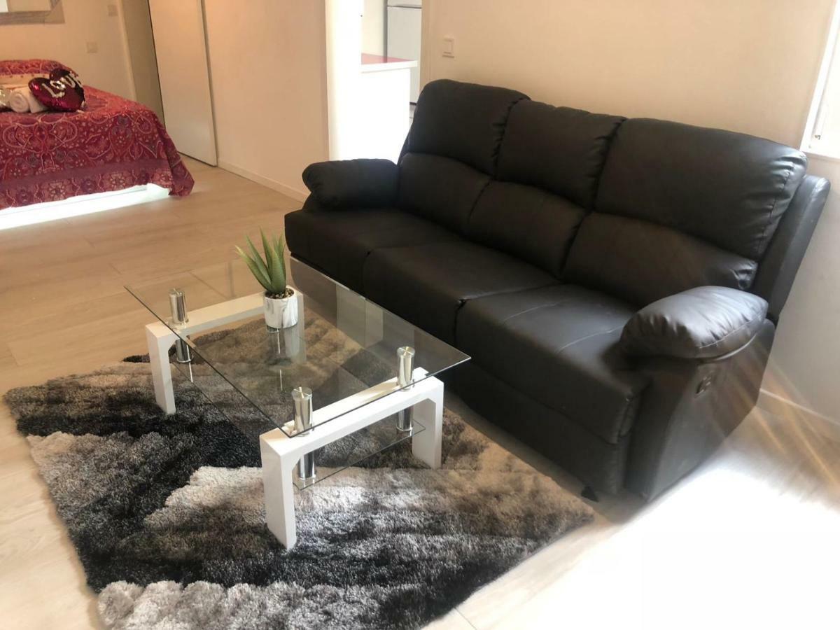 Apartment In Sol Мадрид Экстерьер фото